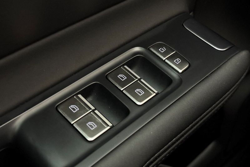 Polestar 4 bild 35