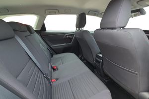 Toyota Auris bild 12