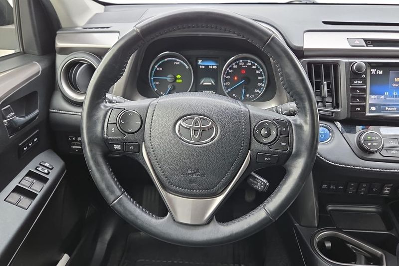 Toyota RAV4 bild 13
