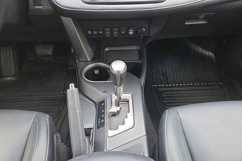 Toyota RAV4 bild 21