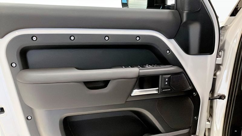 Land Rover Defender bild 11
