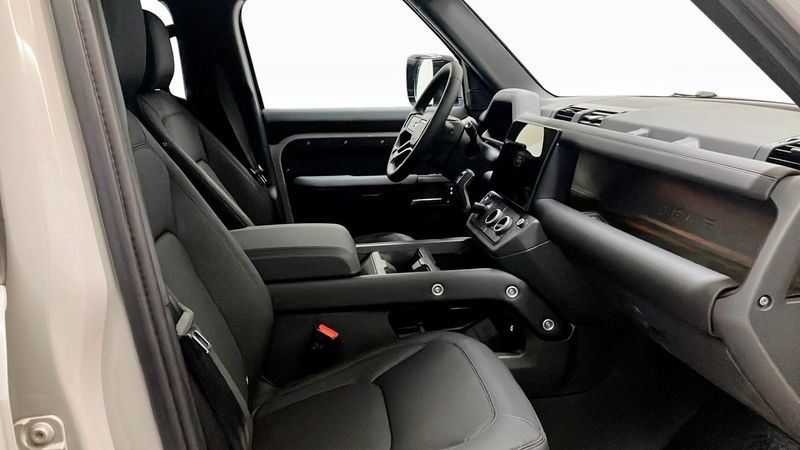 Land Rover Defender bild 3