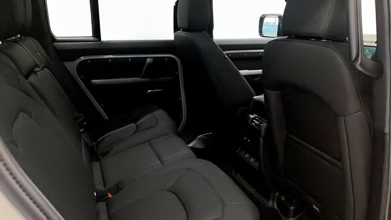 Land Rover Defender bild 5