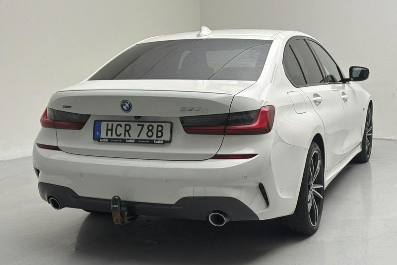 BMW 330 bild 3