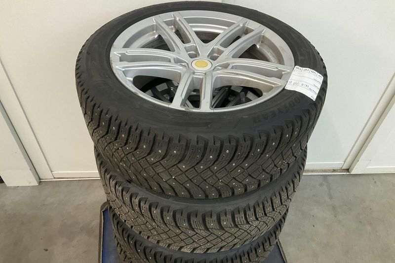BMW 330 bild 18