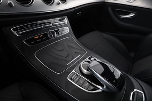 Mercedes E220 bild 23