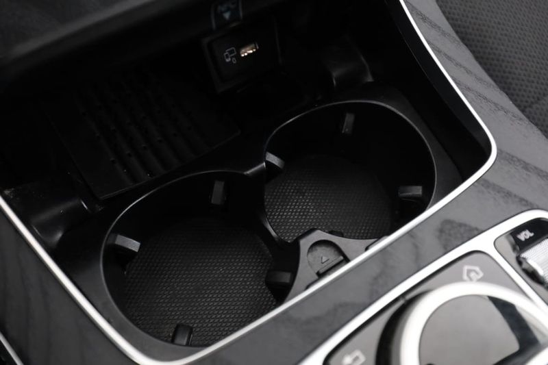 Mercedes E220 bild 27