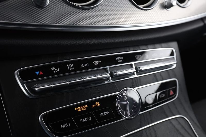 Mercedes E220 bild 24