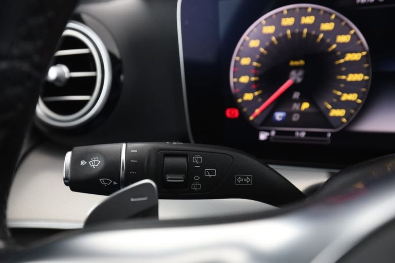 Mercedes E220 bild 35
