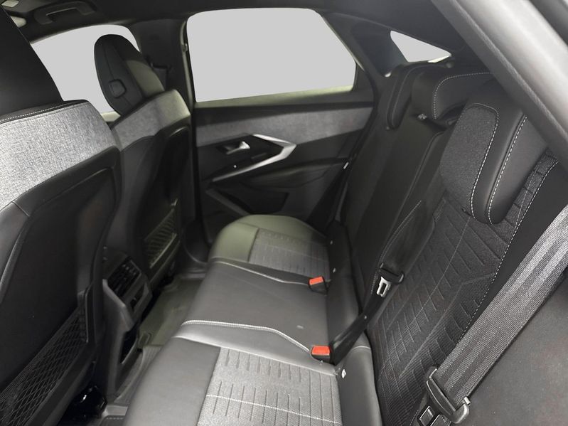 Peugeot e-3008 bild 9