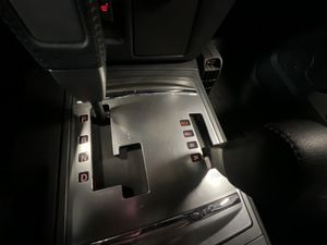 Mitsubishi Pajero bild 14