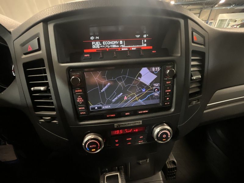 Mitsubishi Pajero bild 13