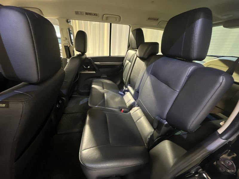 Mitsubishi Pajero bild 6