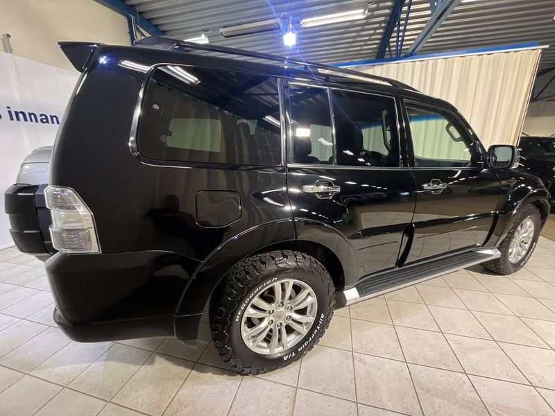 Mitsubishi Pajero bild 3