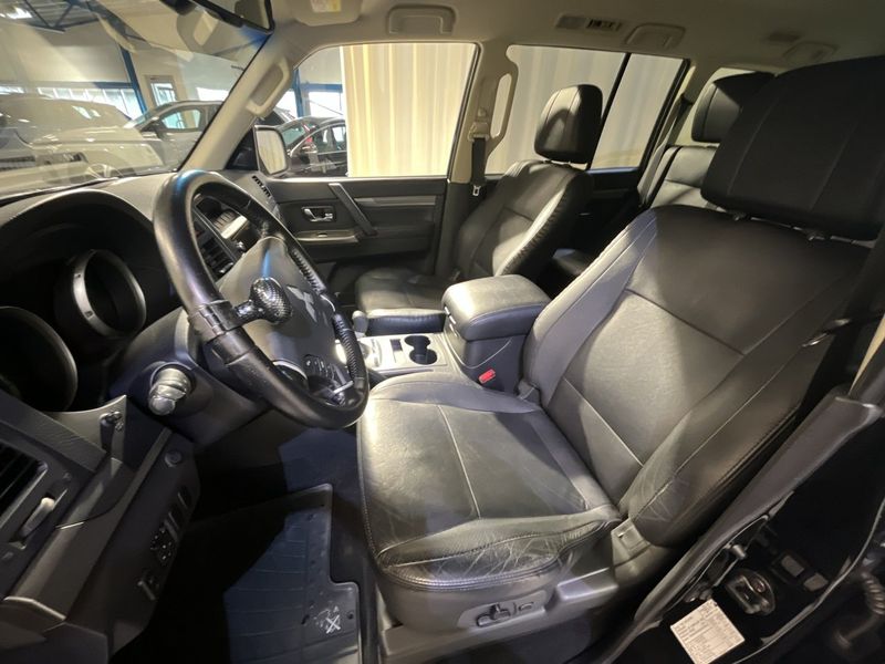 Mitsubishi Pajero bild 5
