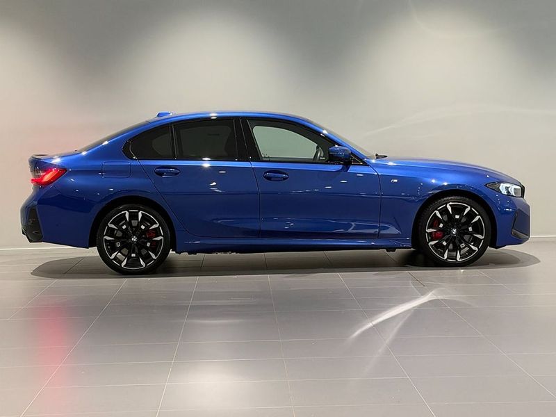 BMW 330 bild 3