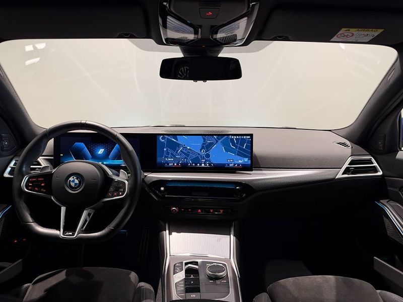 BMW 330 bild 12