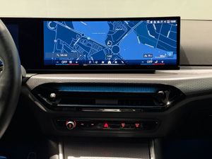 BMW 330 bild 15