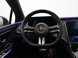 Mercedes EQE300 bild 24