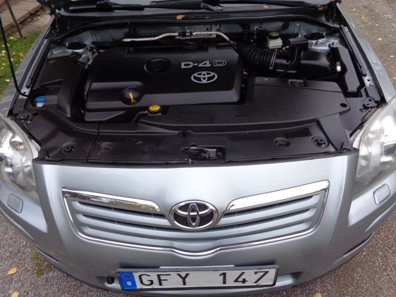 Toyota Avensis bild 14