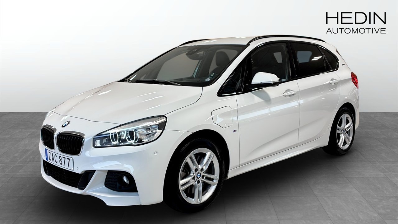BMW 225