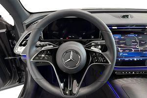 Mercedes E300 bild 6