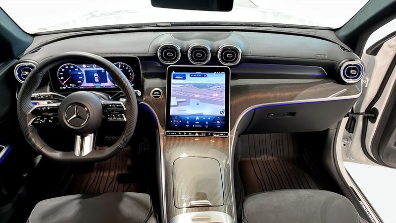 Mercedes GLC300 bild 4