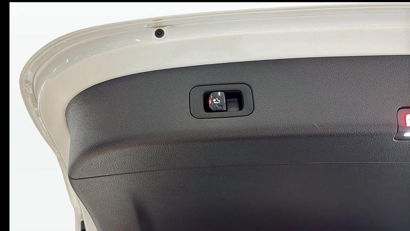Mercedes GLC300 bild 12