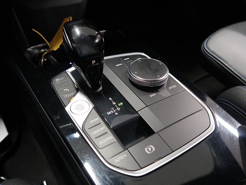 BMW 118 bild 28