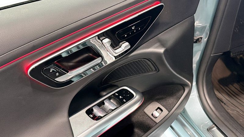 Mercedes E300 bild 10
