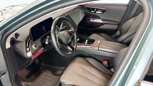 Mercedes E300 bild 9