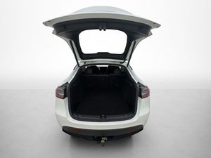 Tesla Model Y bild 26