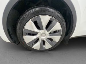 Tesla Model Y bild 29