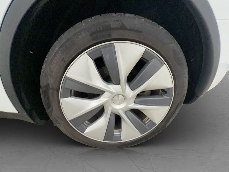 Tesla Model Y bild 30