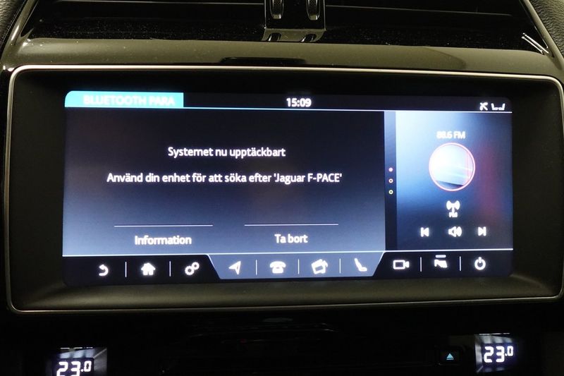 Jaguar F-Pace bild 12