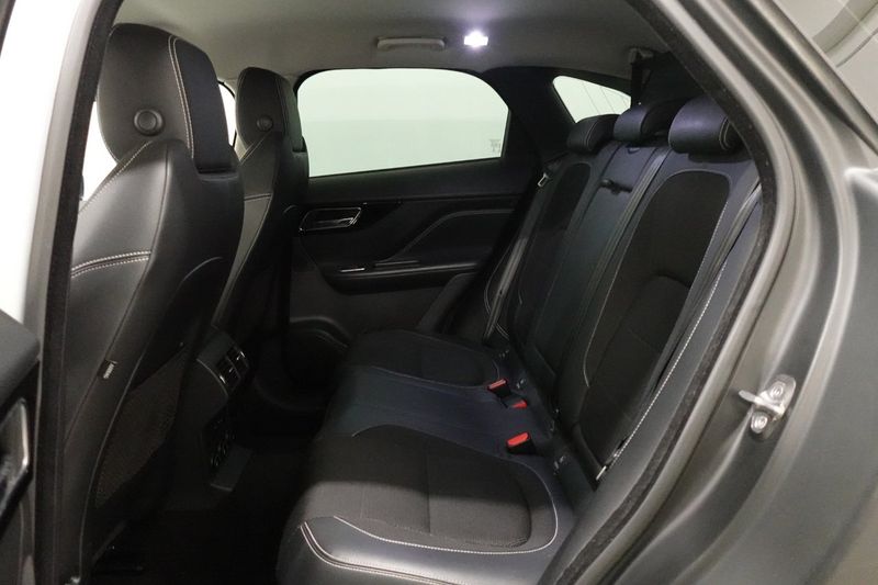 Jaguar F-Pace bild 5