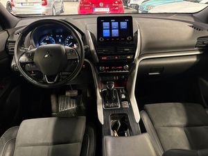 Mitsubishi Eclipse Cross bild 9