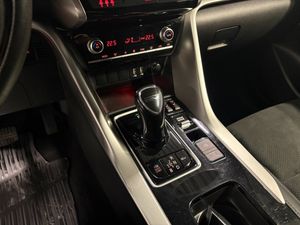 Mitsubishi Eclipse Cross bild 7