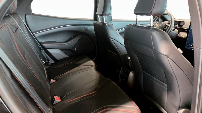 Ford Mustang Mach-E bild 5