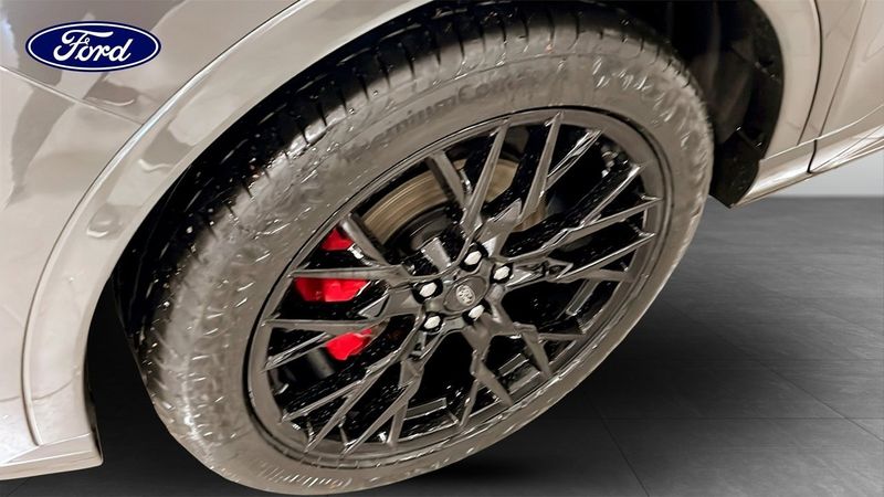 Ford Kuga bild 9