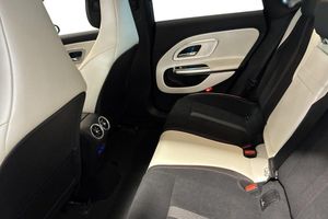 Mercedes CLA350 bild 13