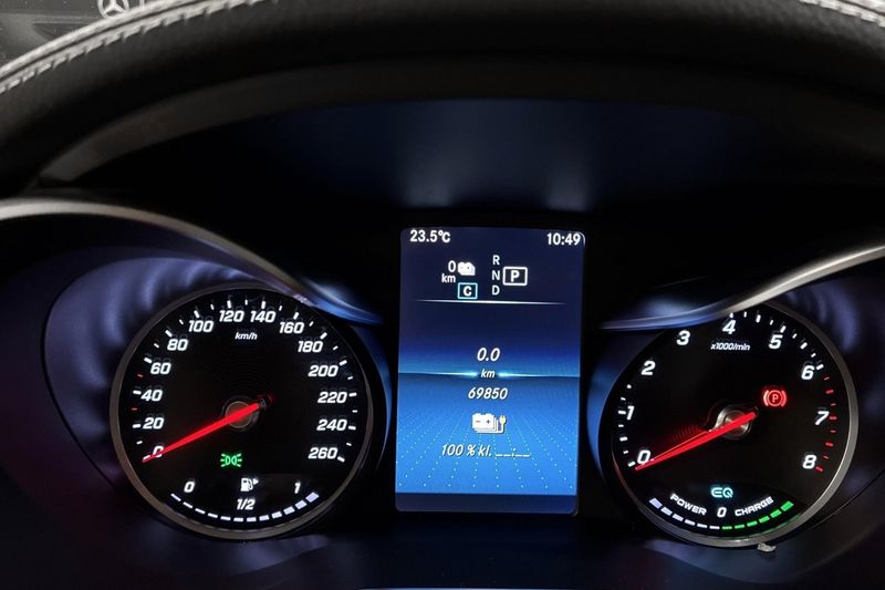 Mercedes GLC300 bild 12