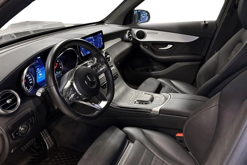 Mercedes GLC300 bild 9