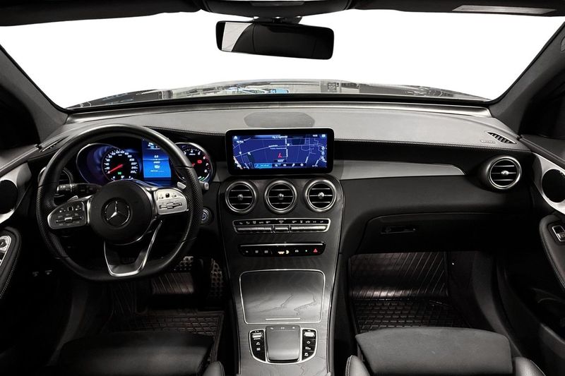 Mercedes GLC300 bild 10