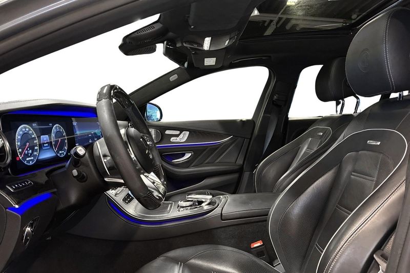 Mercedes E63 AMG bild 14