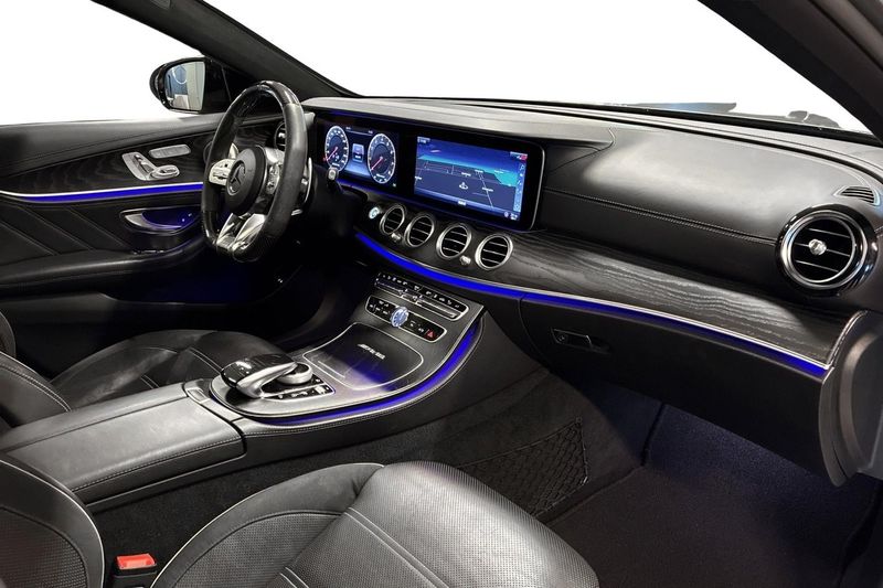 Mercedes E63 AMG bild 11