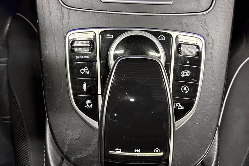 Mercedes E63 AMG bild 20