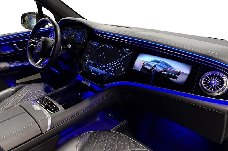 Mercedes EQS450 SUV bild 11