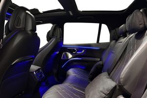Mercedes EQS450 SUV bild 15