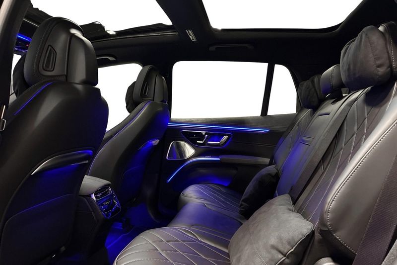 Mercedes EQS450 SUV bild 15